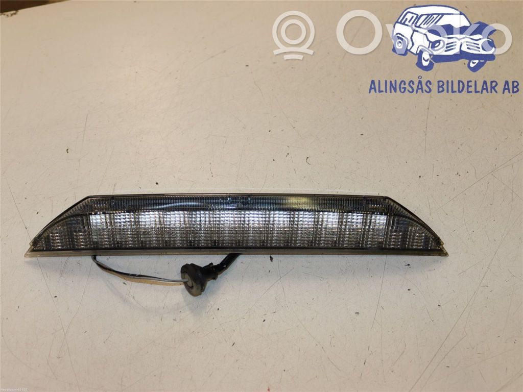 Mitsubishi Outlander Third/center stoplight 