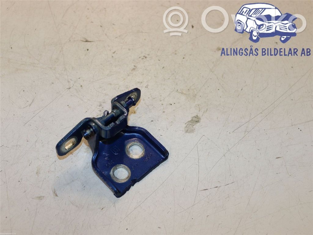 Dacia Sandero Front door upper hinge 