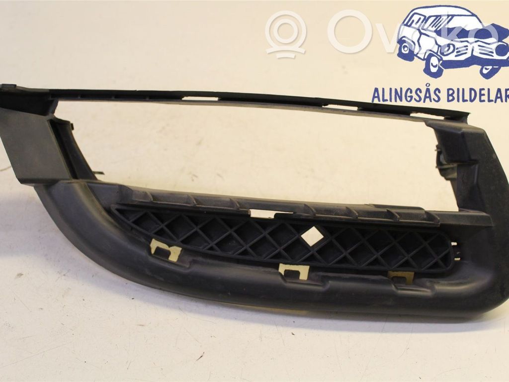 BMW 1 E82 E88 Front fog light trim/grill 