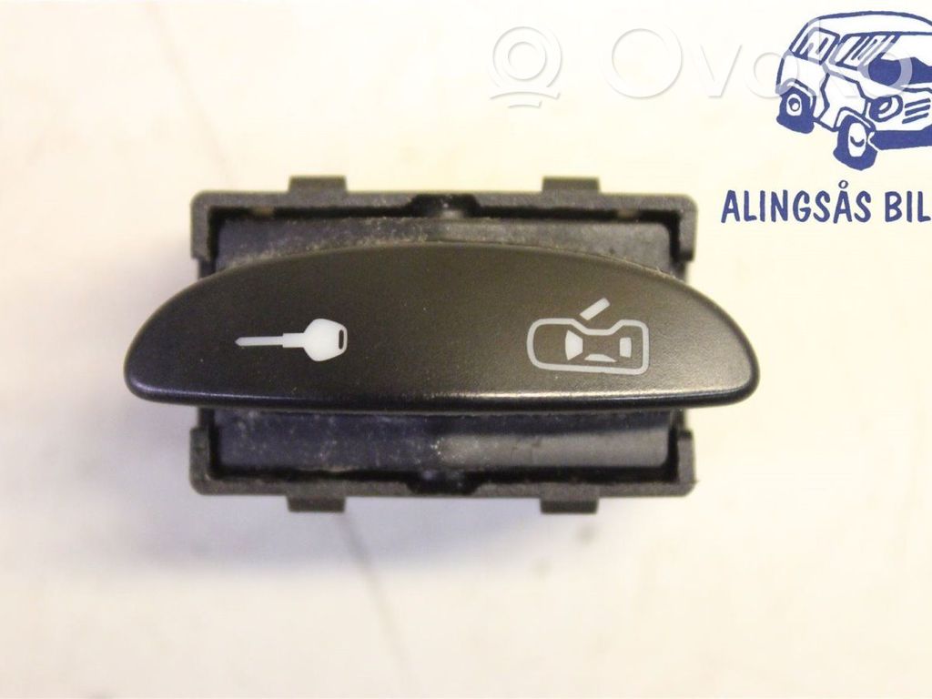 Porsche Cayenne (9PA) Central locking switch button 