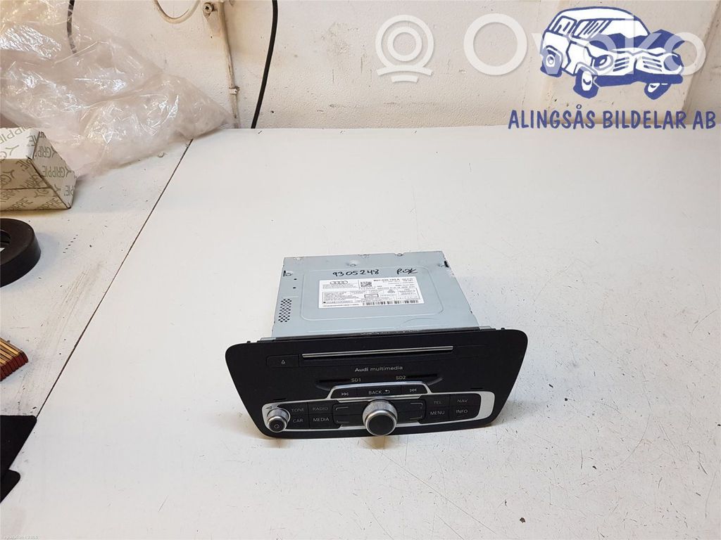 Audi Q3 8U Panel / Radioodtwarzacz CD/DVD/GPS 