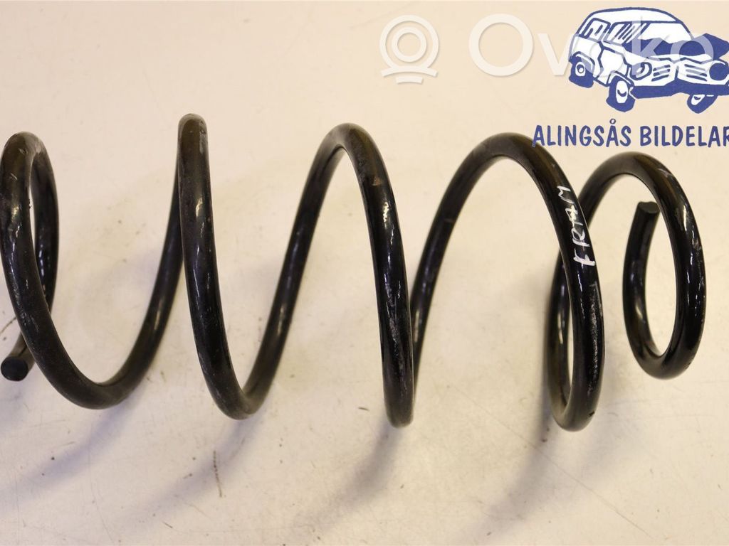 Volvo XC40 Front coil spring 