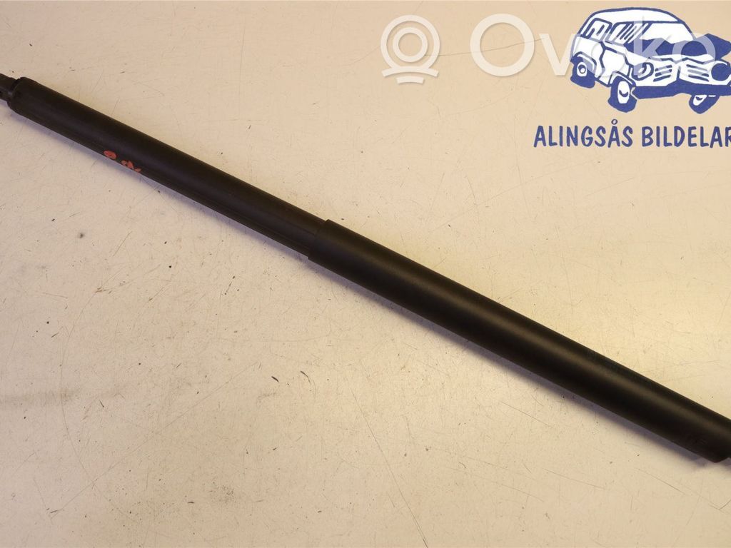 Ford Mondeo MK V Tailgate strut 