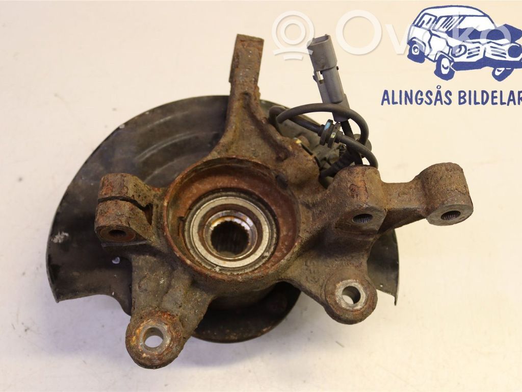 Opel Karl Fuso a snodo con mozzo ruota anteriore 