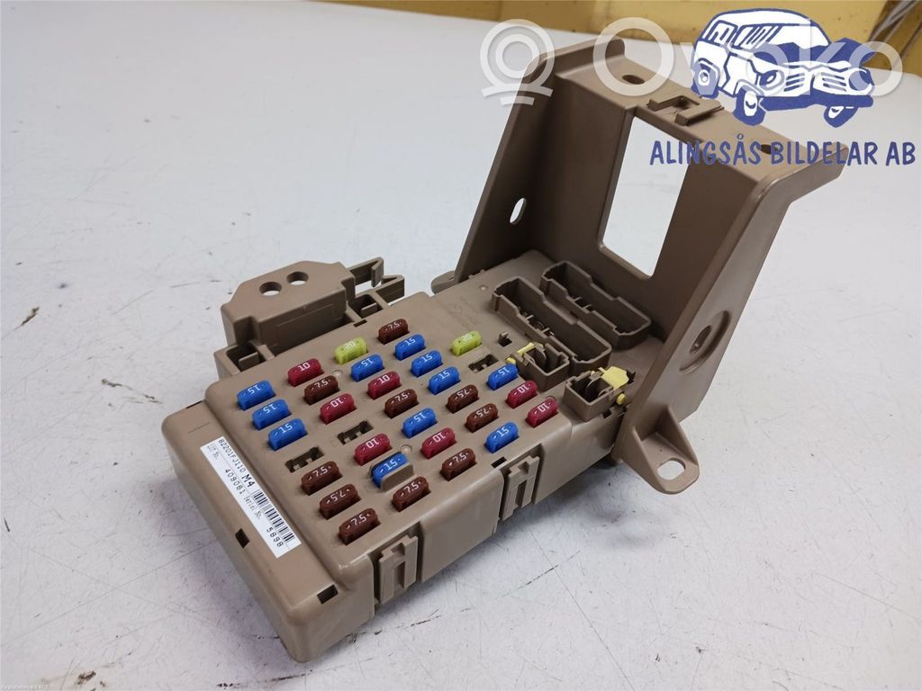 Fuse module   82201FJ110,82201FJ110