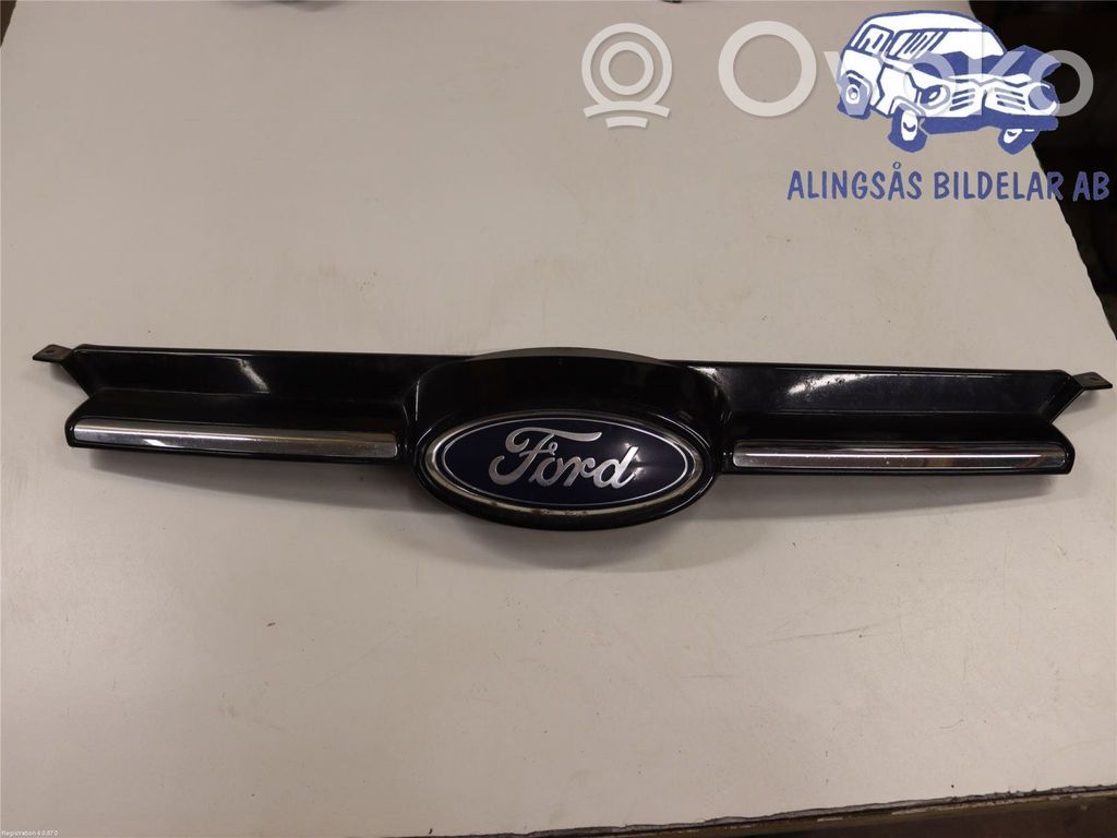 Ford Focus Front bumper lower grill 
