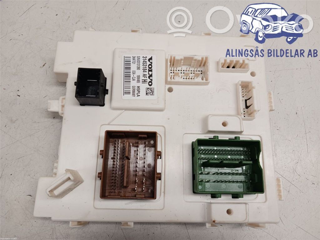 Volvo XC40 Fuse module 