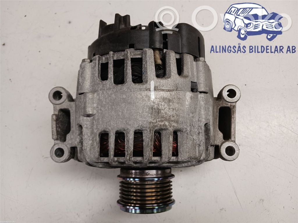 Volkswagen Golf VII Alternator 