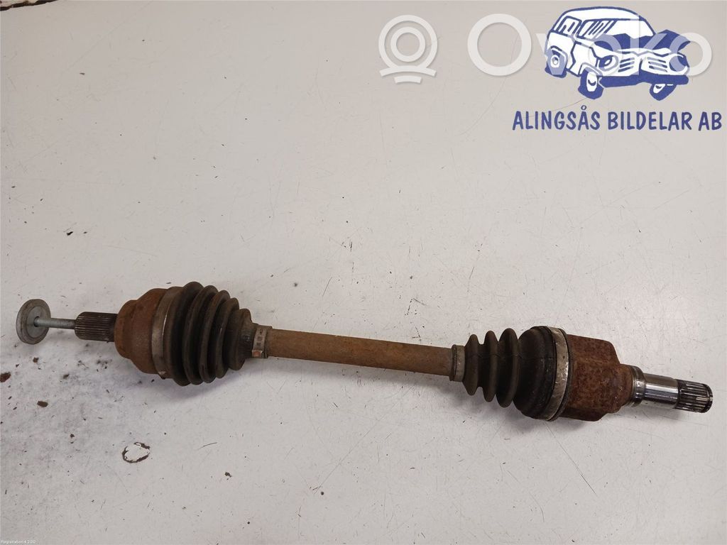 Volvo C30 Priekinis pusašis 