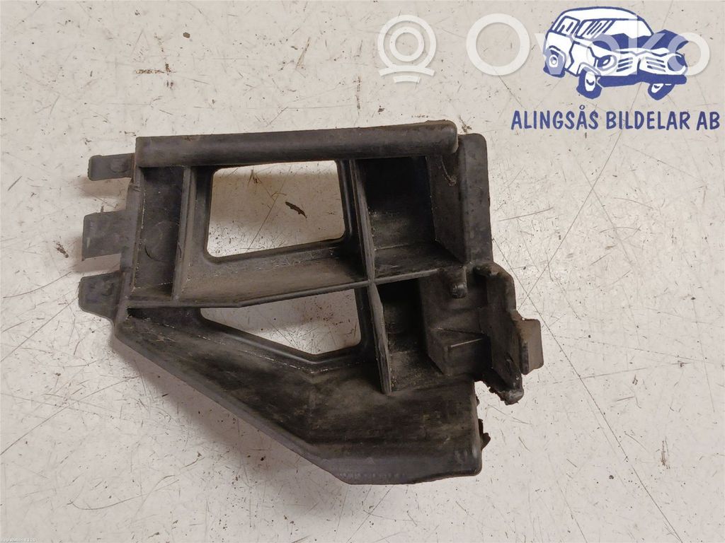 Front bumper mounting bracket   D65150161,D65150161,D65150161