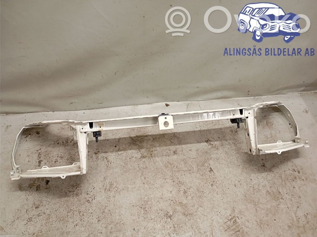 Land Rover Freelander 2 - LR2 Radiatoru panelis 