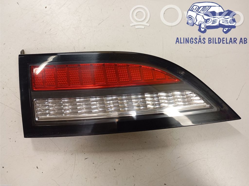 Opel Ampera Moldura de la puerta trasera 