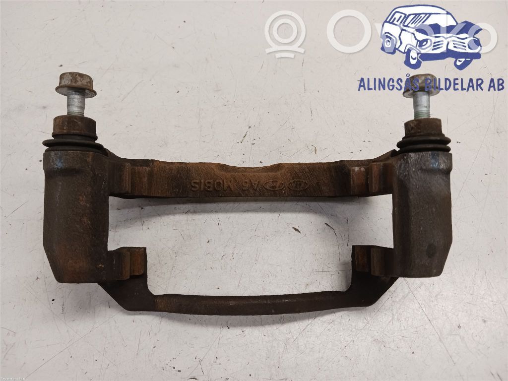 Hyundai i30 Front Brake Caliper Pad/Carrier 