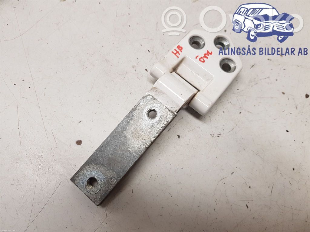 Volkswagen Caddy Rear door upper hinge 
