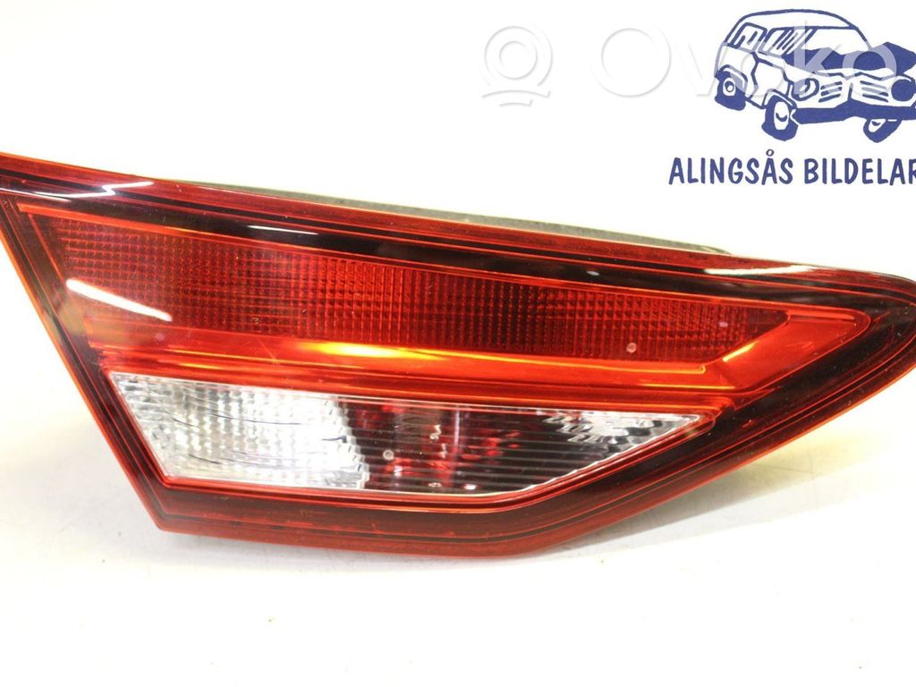 Seat Leon (5F) Rückleuchte Heckleuchte innen 