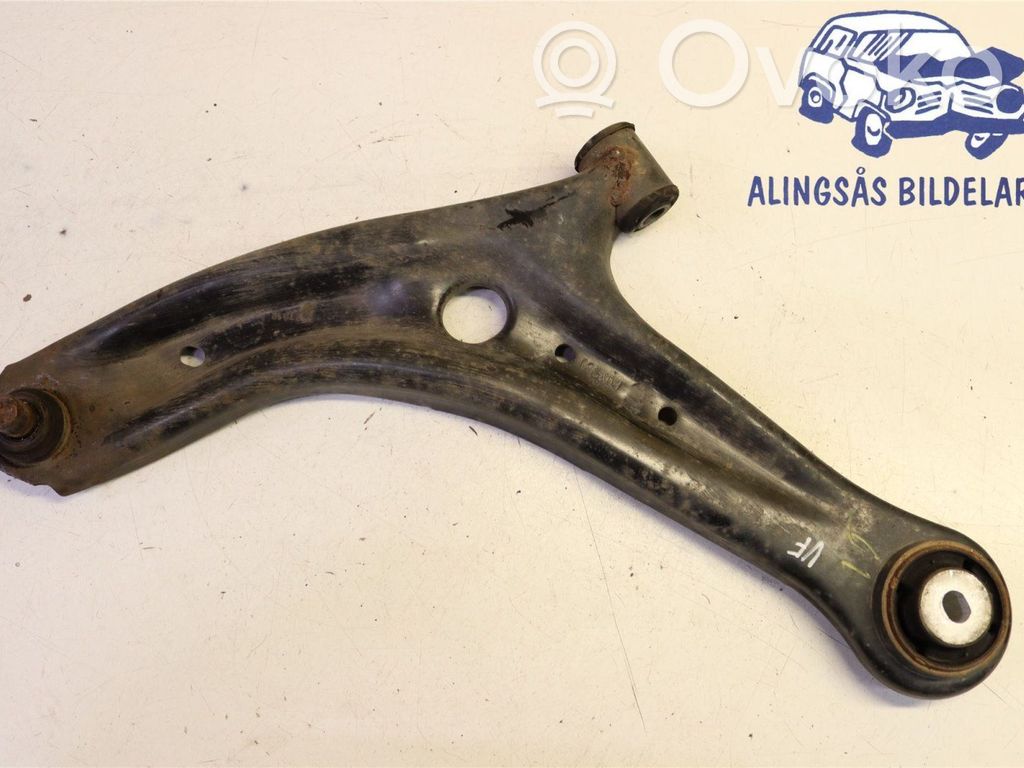 Querlenker Achsschenkel vorne   1751955