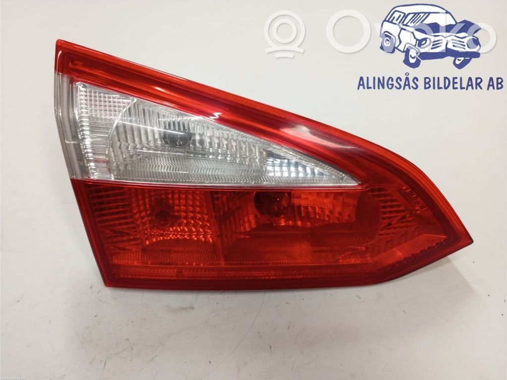 Ford Focus Tailgate rear/tail lights 