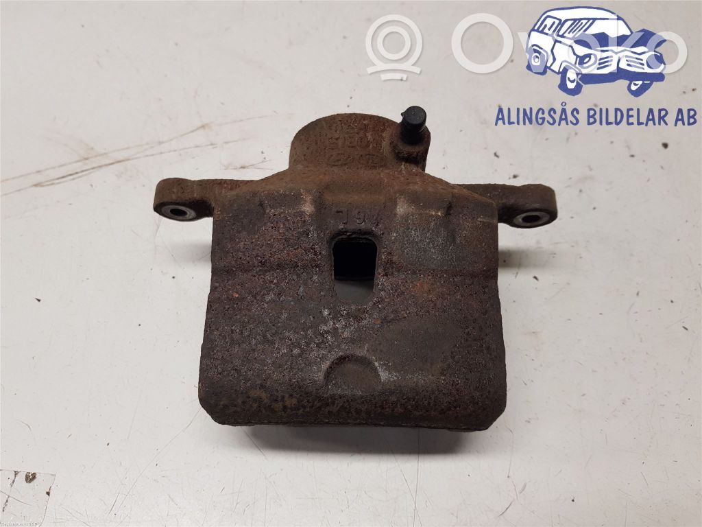 Hyundai i30 Front brake caliper 