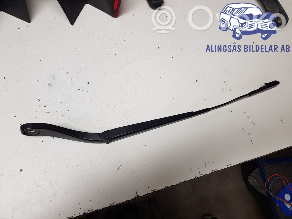 Ford C-MAX II Brazo del limpiaparabrisas delantero 