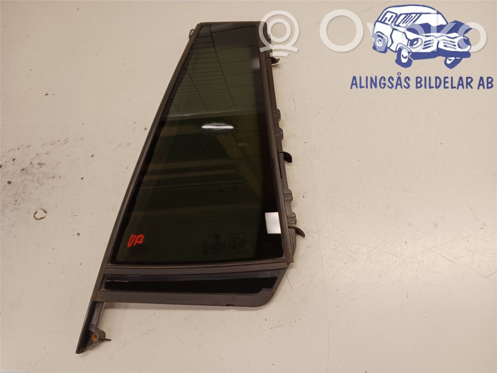 BMW X3 G01 Ventanilla de ventilación de la puerta trasera 