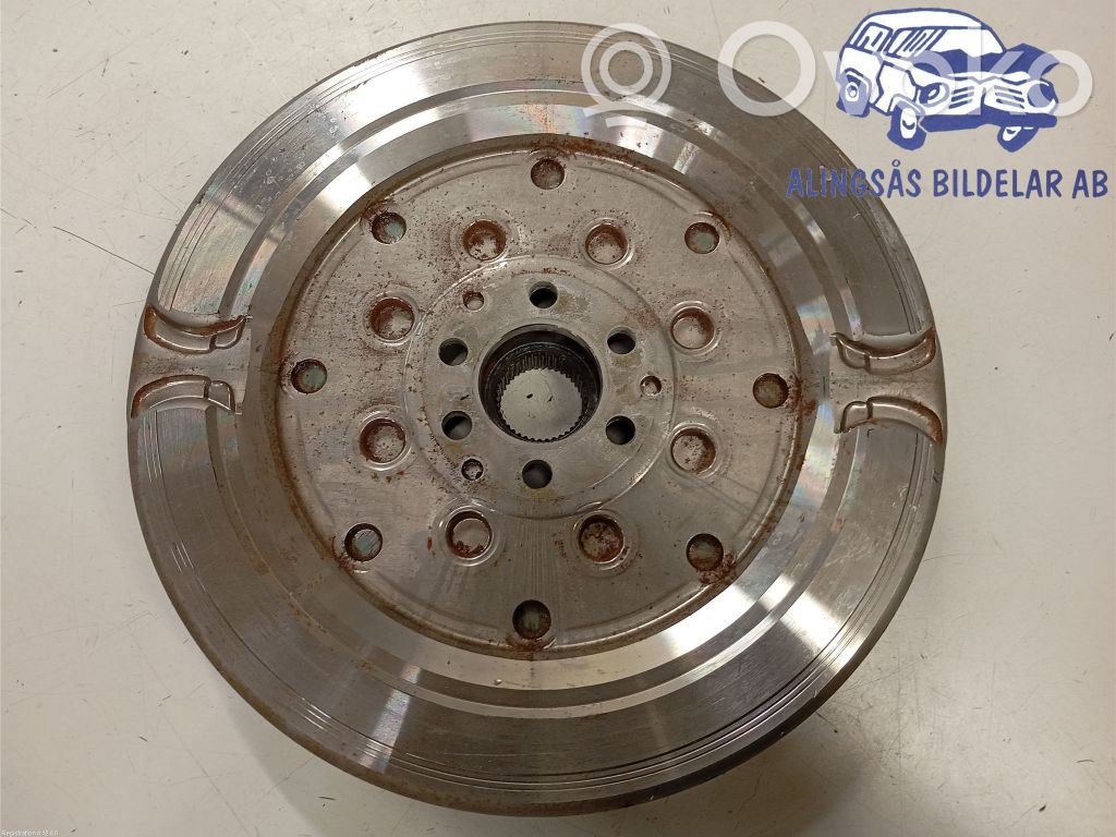 Volante motor   04E105266AA