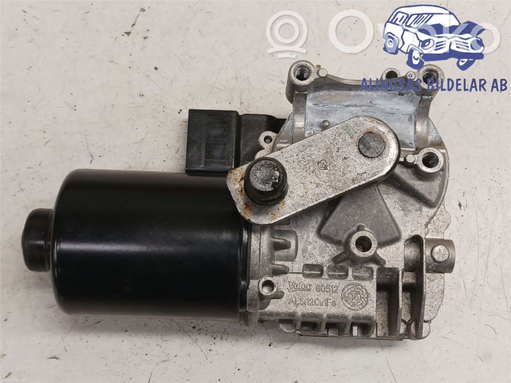 BMW 5 G30 G31 G38 Silniczek wycieraczek szyby przedniej / czołowej 
