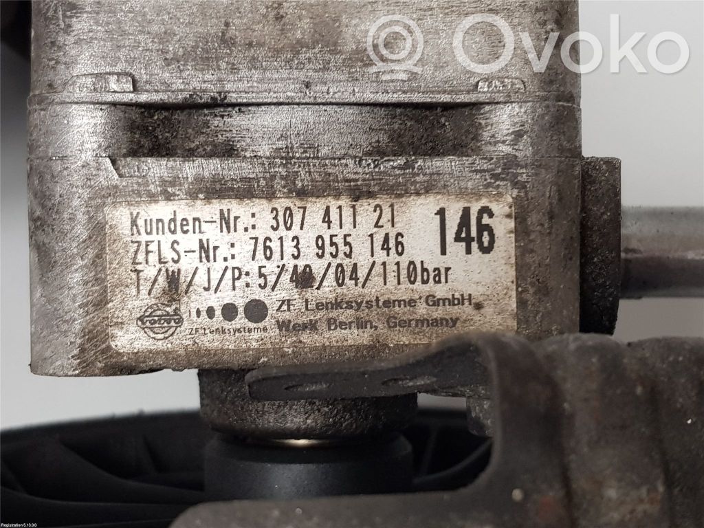 Volvo XC70 Ohjaustehostimen pumppu 