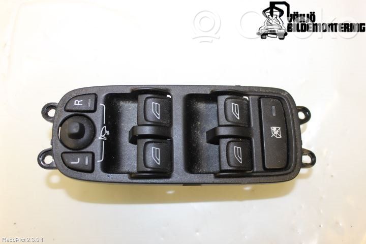 Electric window control switch   30773211,30773211
