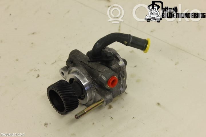 Ohjaustehostimen pumppu   4958208,XM343A674AD