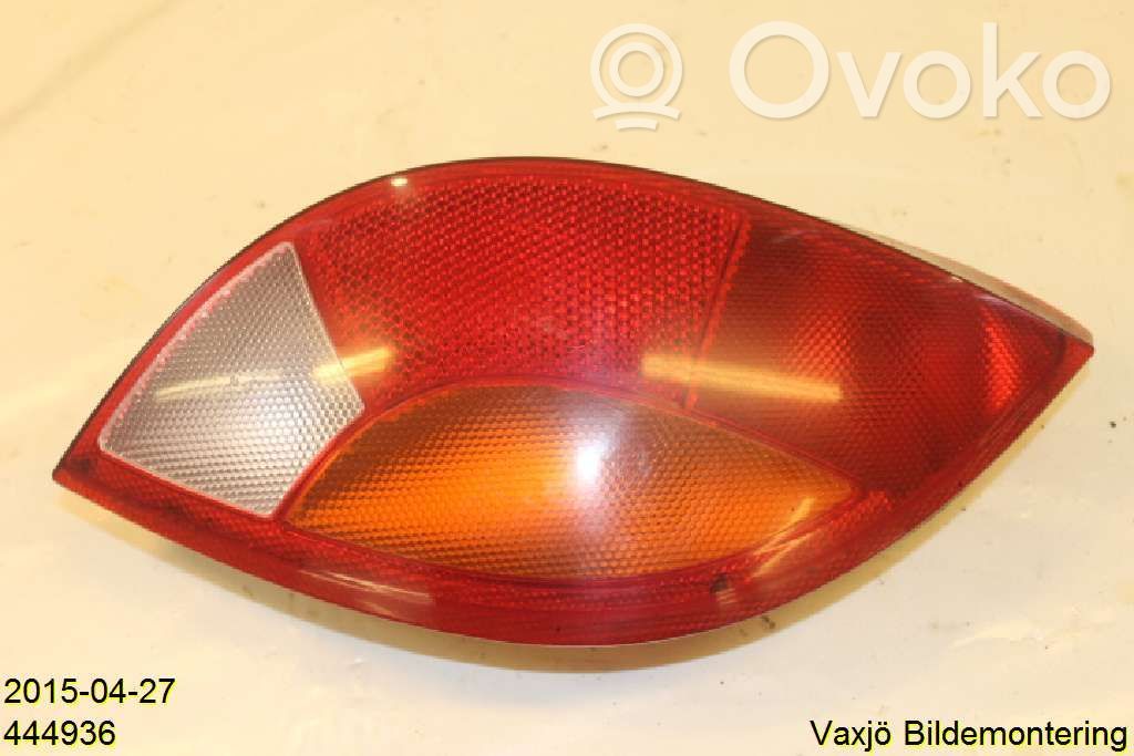 Ford Ka Задний фонарь в кузове 