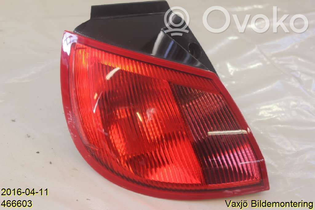 Mitsubishi Colt Lampă spate în caroserie 
