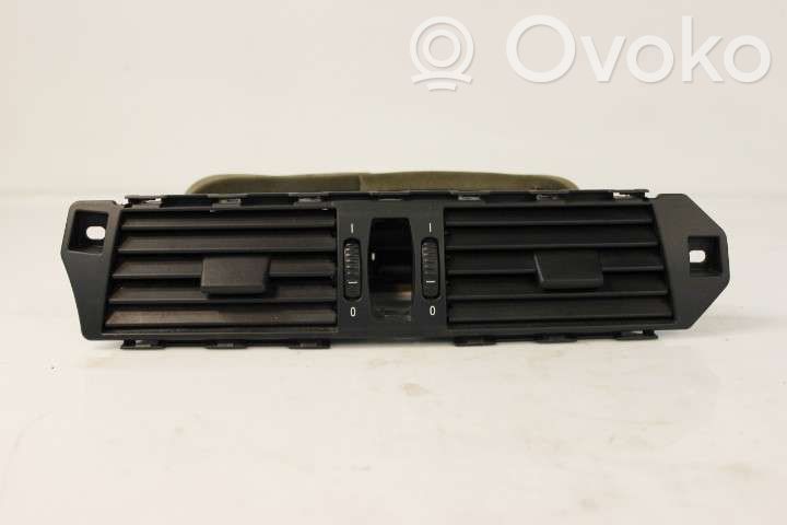 BMW 5 E60 E61 Centrinės oro grotelės 