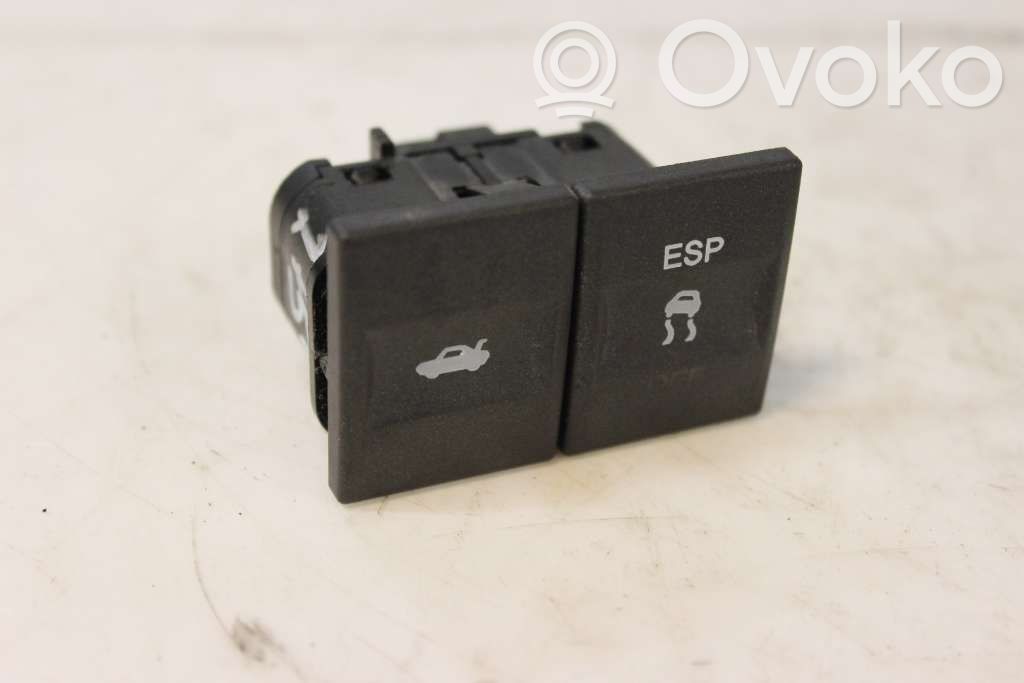 ESP (stability program) switch   1351978,D3L0A