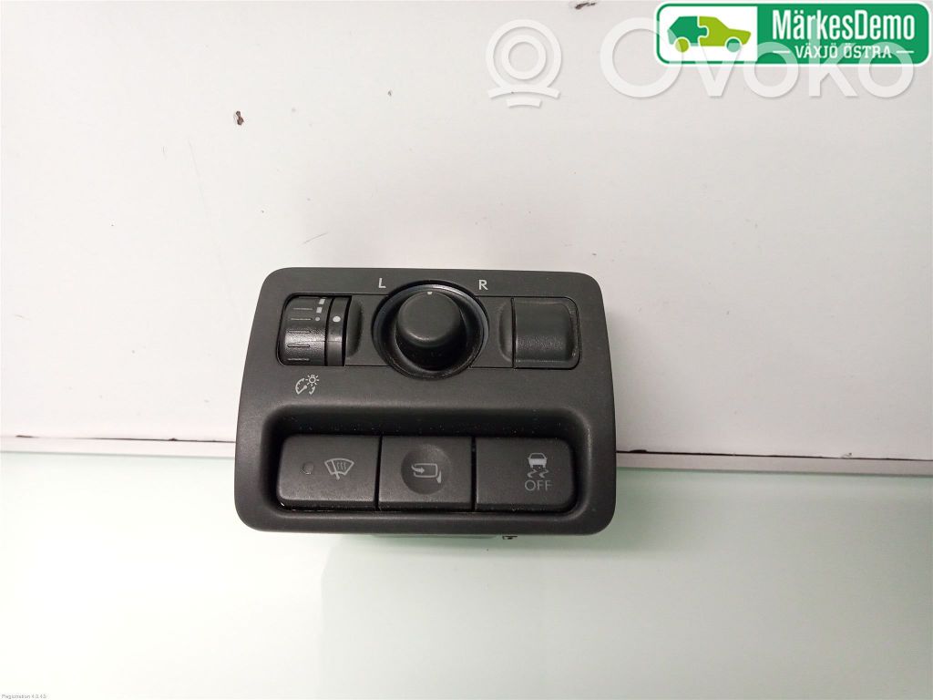 Light switch   83001AG500JC,159A03