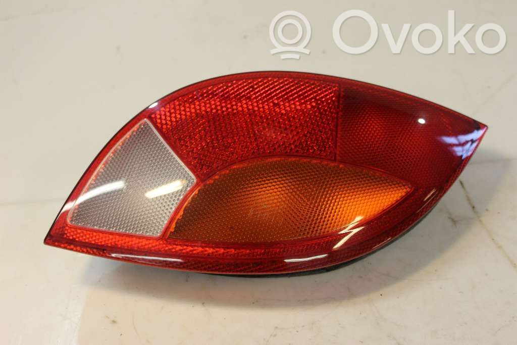 Ford Ka Задний фонарь в кузове 