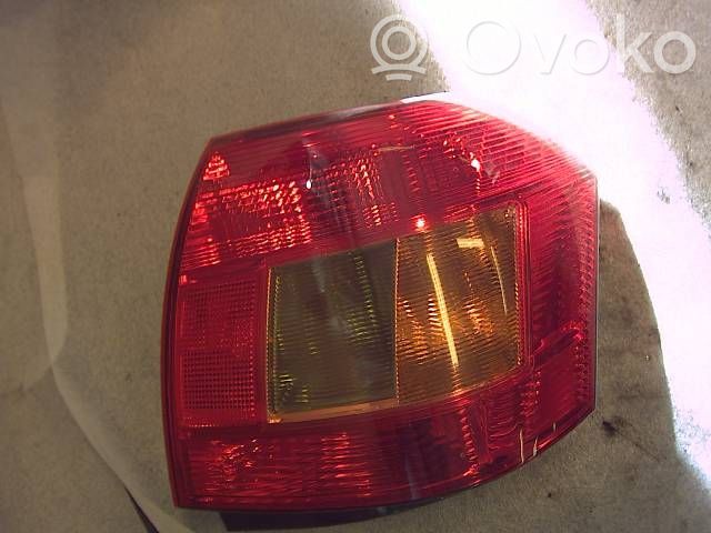 Toyota Corolla E120 E130 Galinis žibintas kėbule 