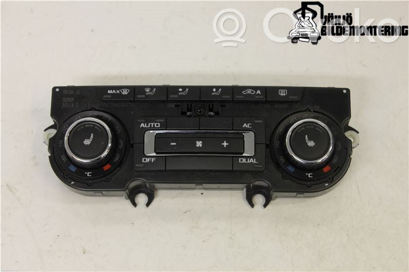 Skoda Octavia Mk2 (1Z) Panel klimatyzacji 
