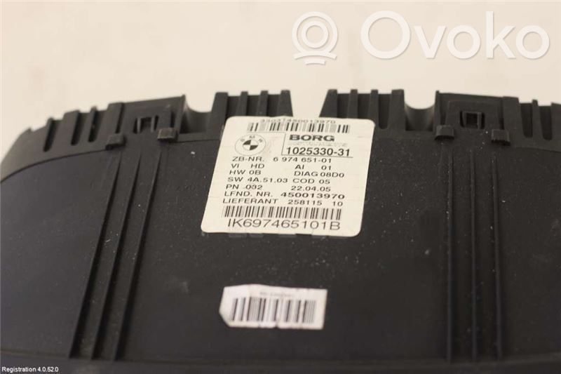 BMW 3 E90 E91 Spidometrs (instrumentu panelī) 