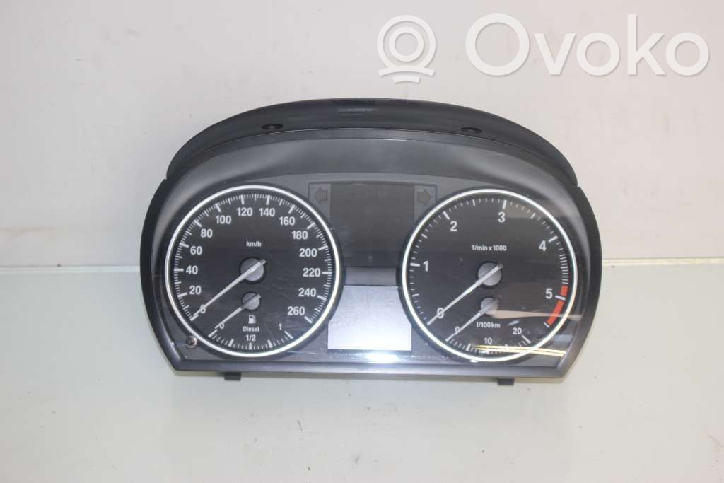 Geschwindigkeitsmesser Cockpit   62109316127,916684602,916684602