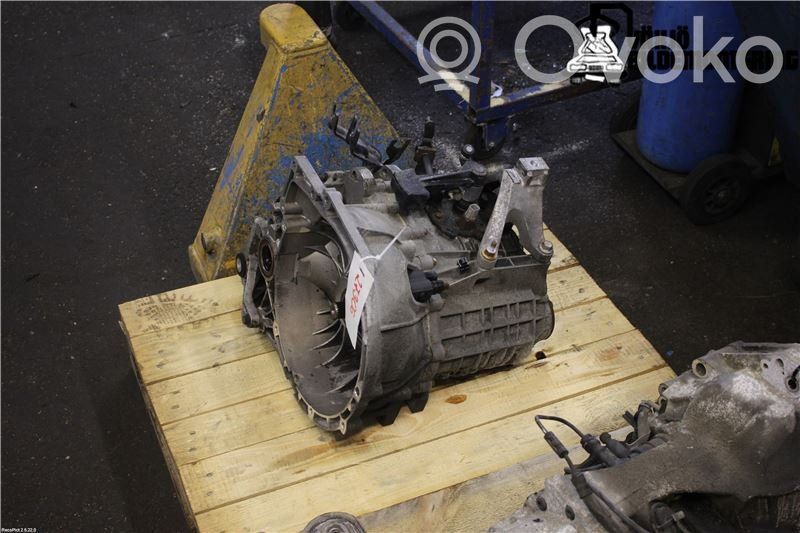 Volvo C30 Manualna 5-biegowa skrzynia biegów 