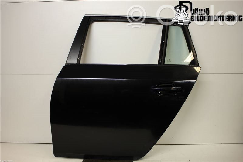 Rear door   41527158501