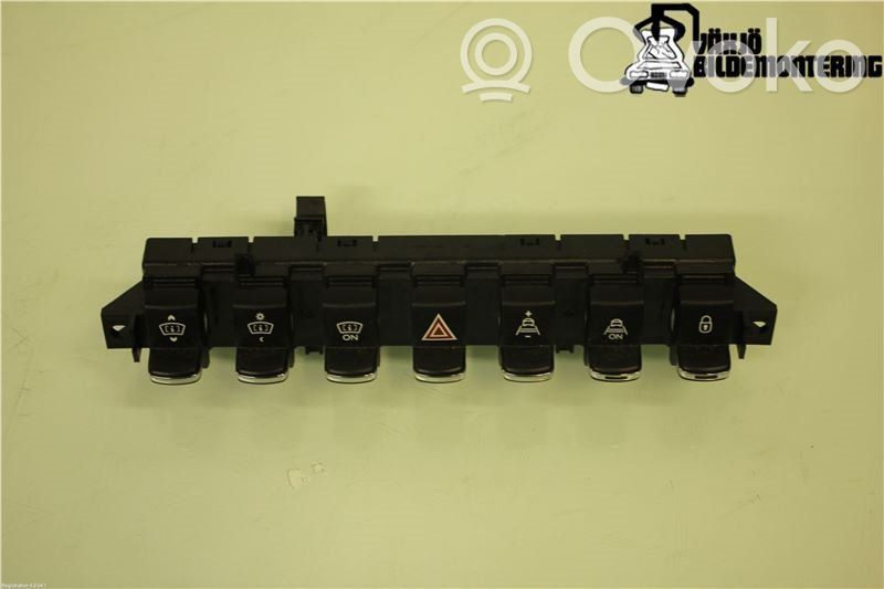 Peugeot 3008 I Multifunctional control switch/knob 