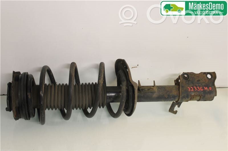 Nissan Qashqai Ansamblu amortizor cu arc față 
