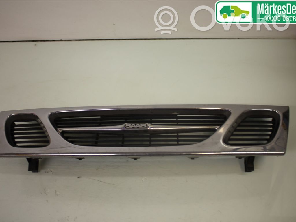Front bumper lower grill   4677191