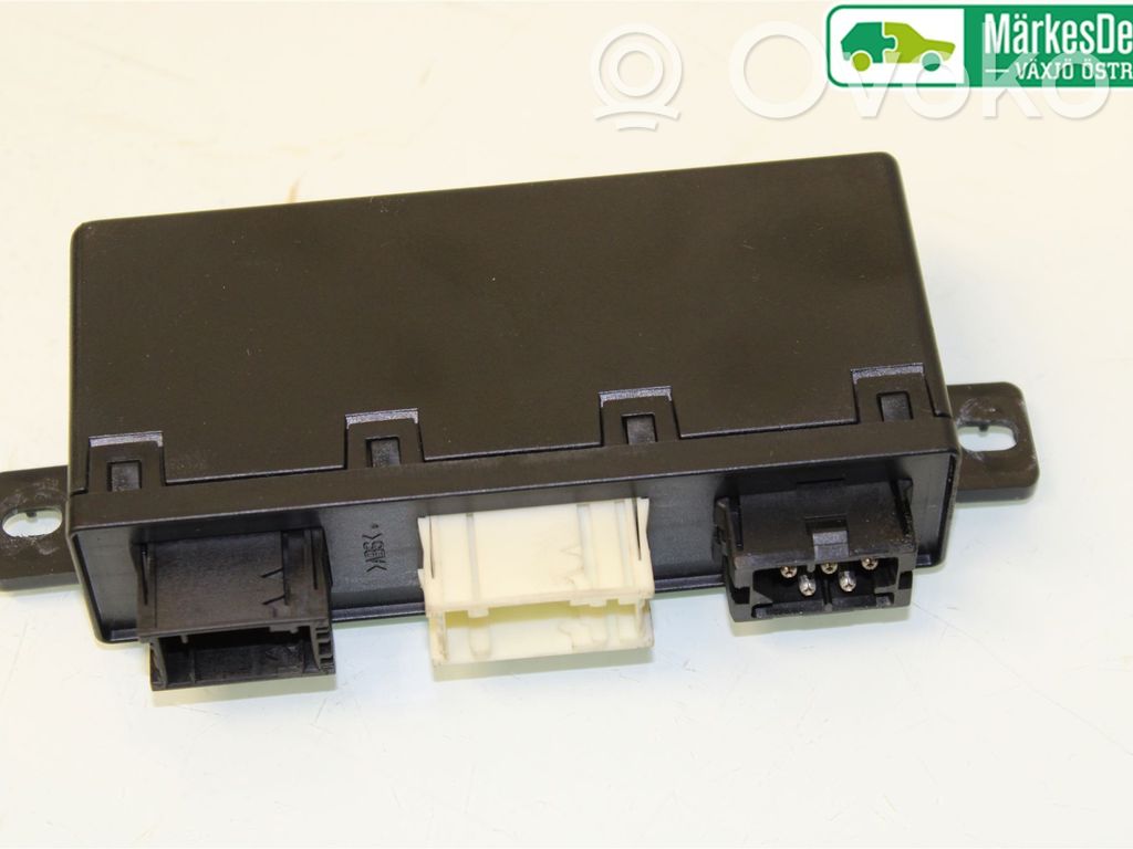 BMW 5 E39 Durvju vadības bloks 