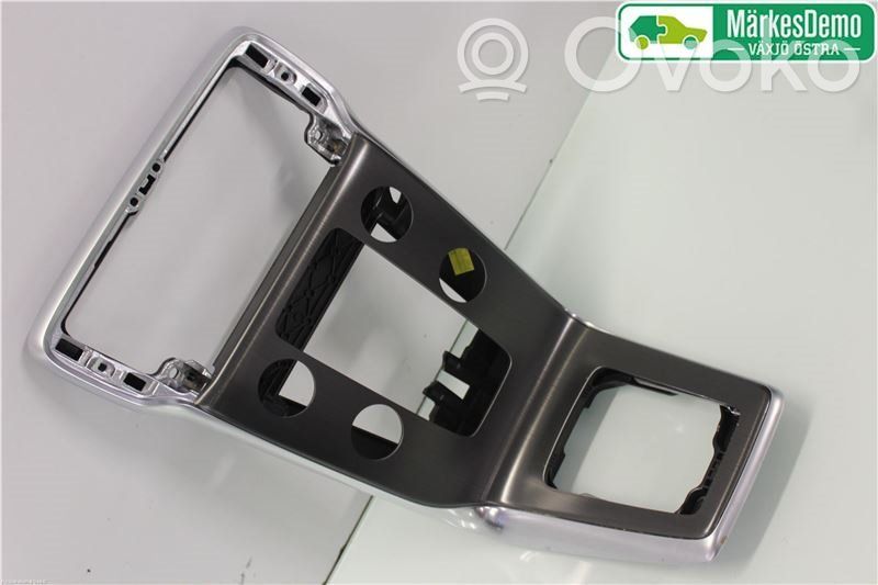 Volvo V40 Dashboard trim 