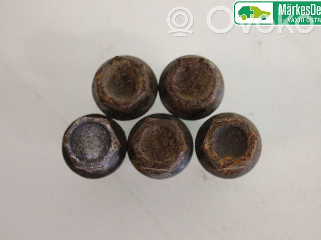 BMW 3 E46 Nuts/bolts 