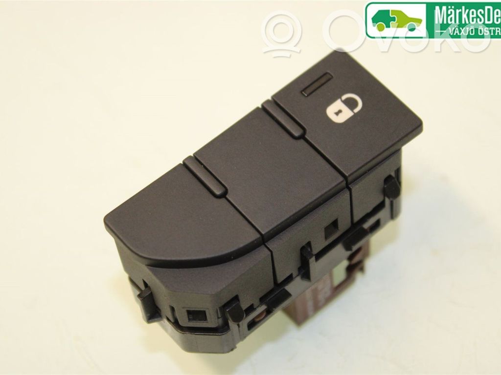Citroen C5 Central locking switch button 