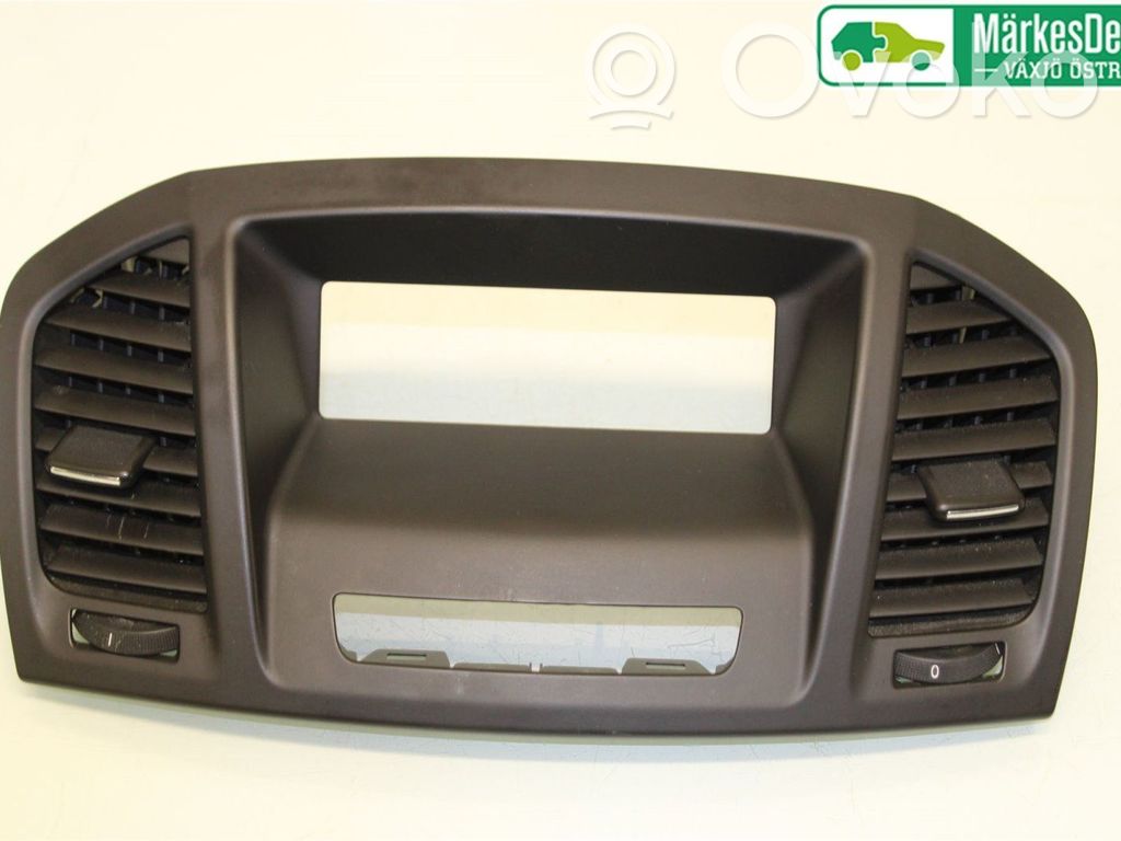 Opel Insignia A Grilă ventilație centrală 