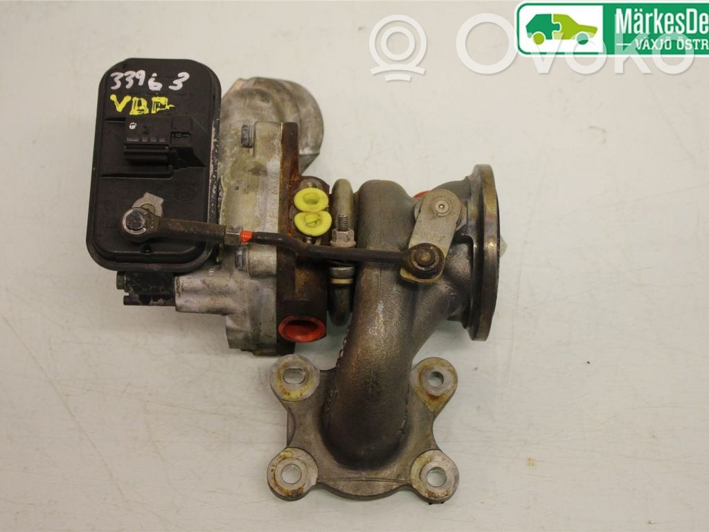 Turboahdin   04C145703,04C145702